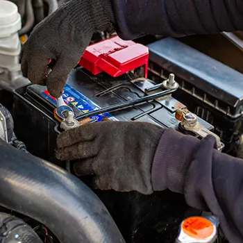 Battery & Alternator in Lansing, MI